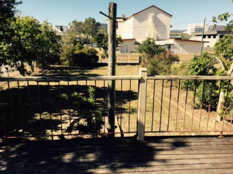 213 Campbell Street, Rockhampton City QLD 4700